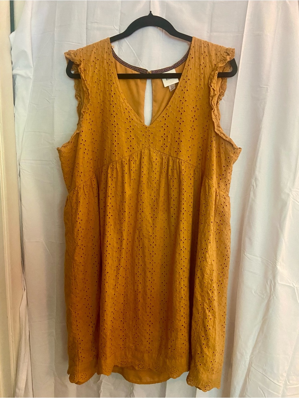Knox Rose Mustard Eyelet V-Neck Midi Dress
